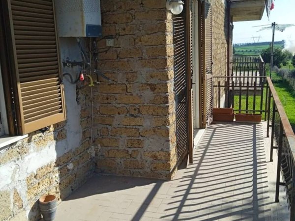 appartamento in vendita ad Anguillara Sabazia