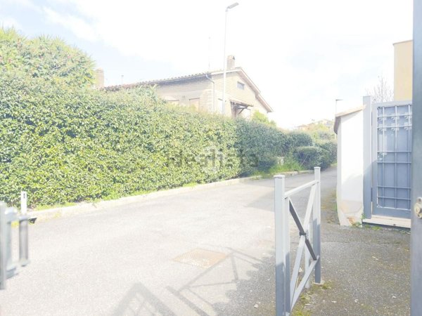 appartamento in vendita ad Anguillara Sabazia