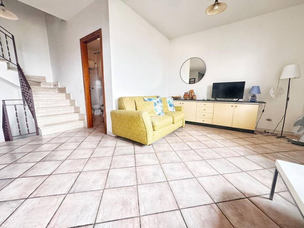 casa indipendente in vendita ad Anguillara Sabazia