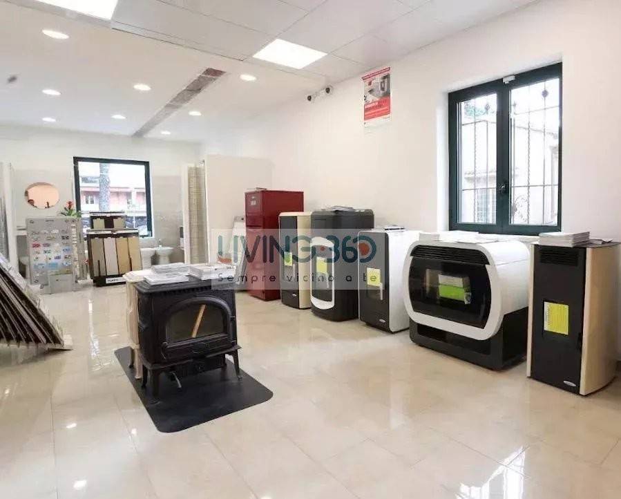 ufficio in vendita ad Anguillara Sabazia