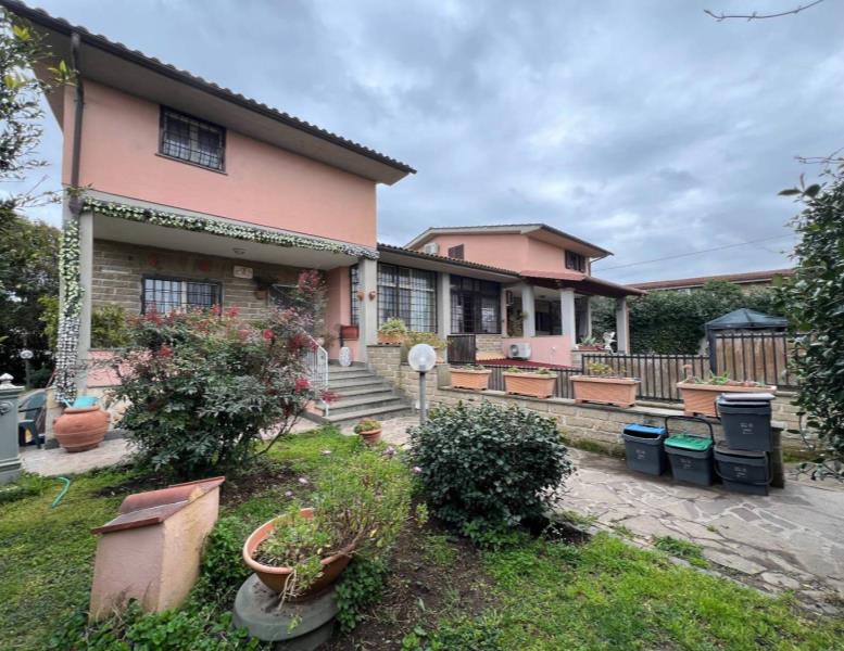 casa indipendente in vendita ad Anguillara Sabazia