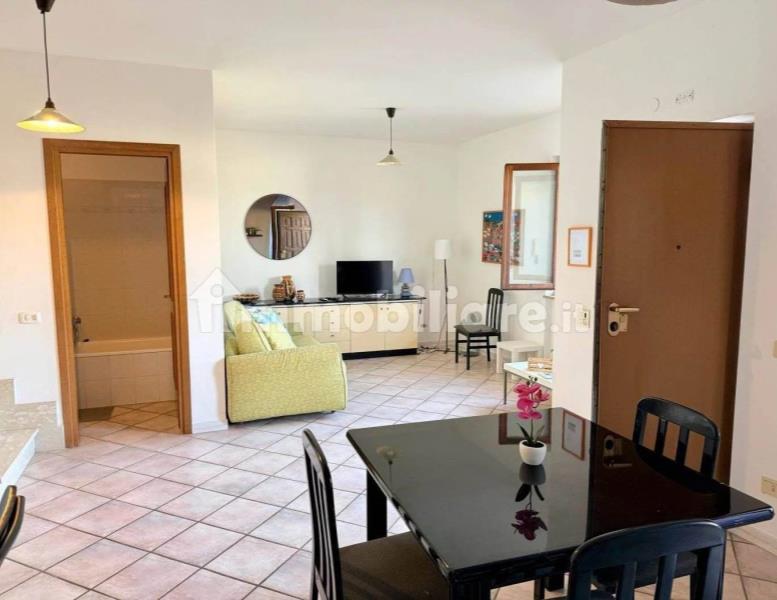 casa indipendente in vendita ad Anguillara Sabazia