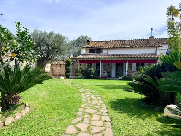 appartamento in vendita ad Anguillara Sabazia