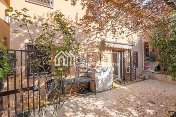 appartamento in vendita ad Anguillara Sabazia