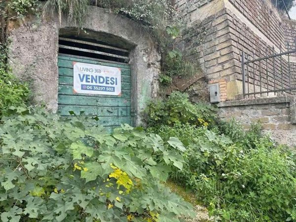 casa semindipendente in vendita ad Anguillara Sabazia