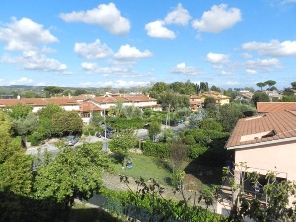 appartamento in vendita ad Anguillara Sabazia