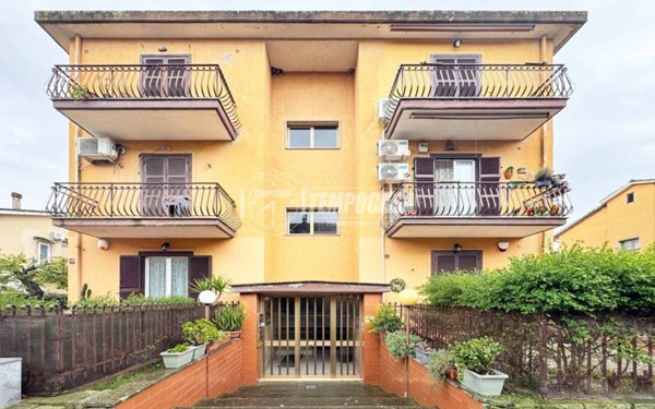 appartamento in vendita ad Anguillara Sabazia