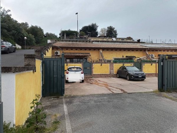 casa indipendente in vendita ad Anguillara Sabazia