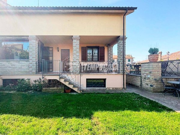 casa indipendente in vendita ad Anguillara Sabazia