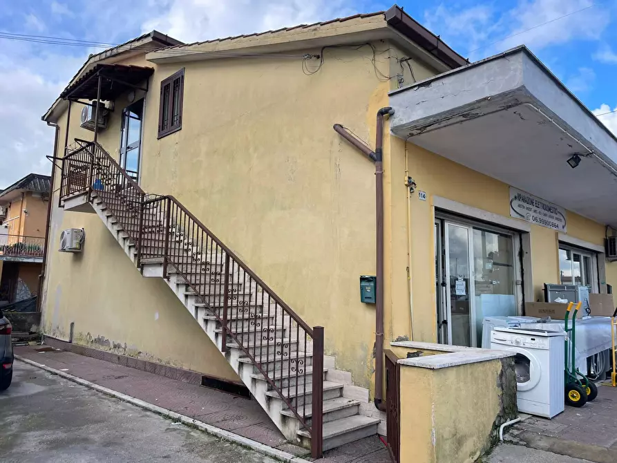 appartamento in vendita ad Anguillara Sabazia