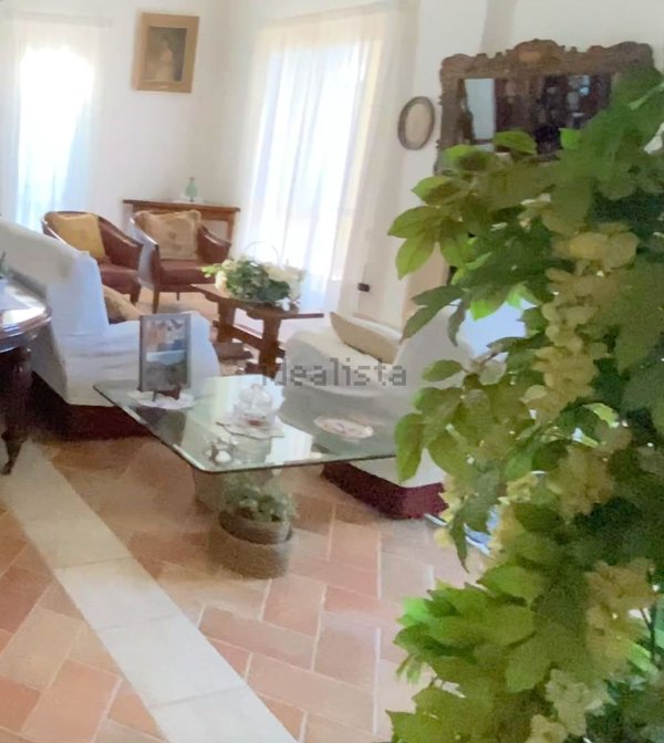 casa indipendente in vendita ad Anguillara Sabazia