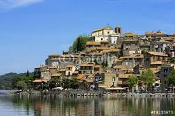 casa indipendente in vendita ad Anguillara Sabazia
