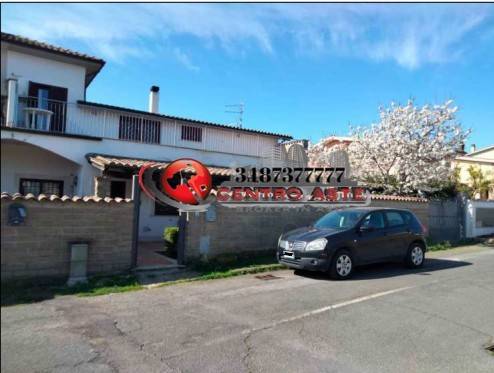 ufficio in vendita ad Anguillara Sabazia