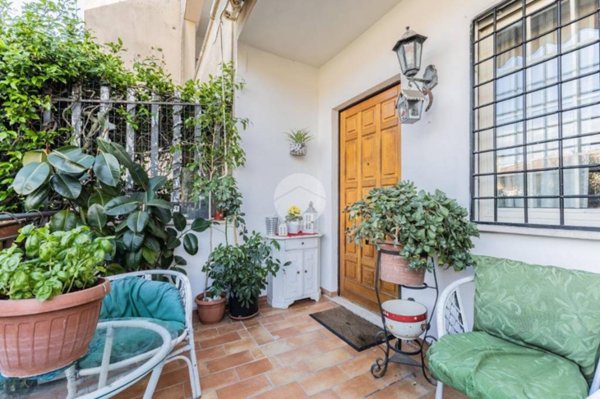 casa indipendente in vendita ad Anguillara Sabazia