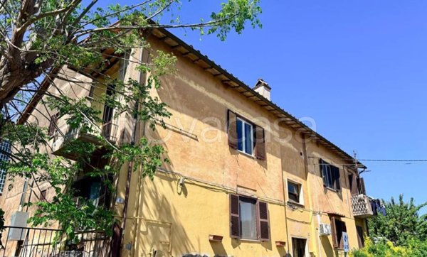 appartamento in vendita ad Anguillara Sabazia