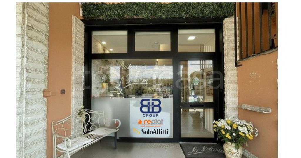 negozio in vendita ad Anguillara Sabazia