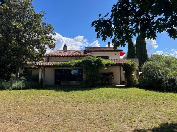 casa indipendente in vendita ad Anguillara Sabazia