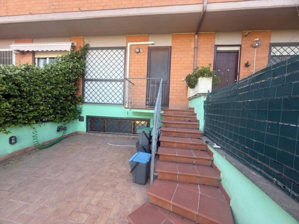 casa indipendente in vendita ad Anguillara Sabazia