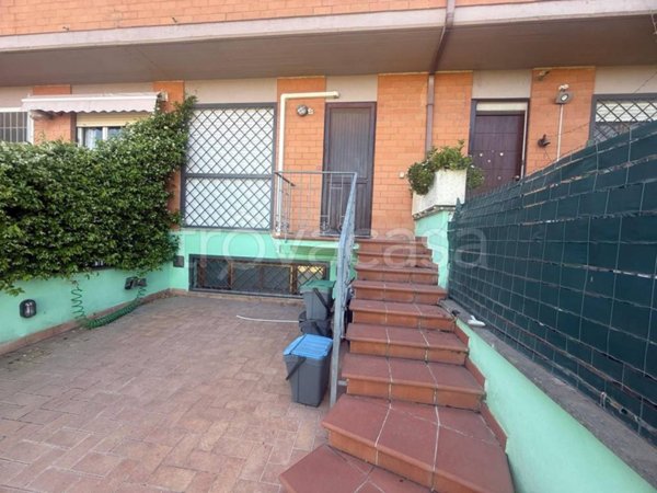 casa indipendente in vendita ad Anguillara Sabazia