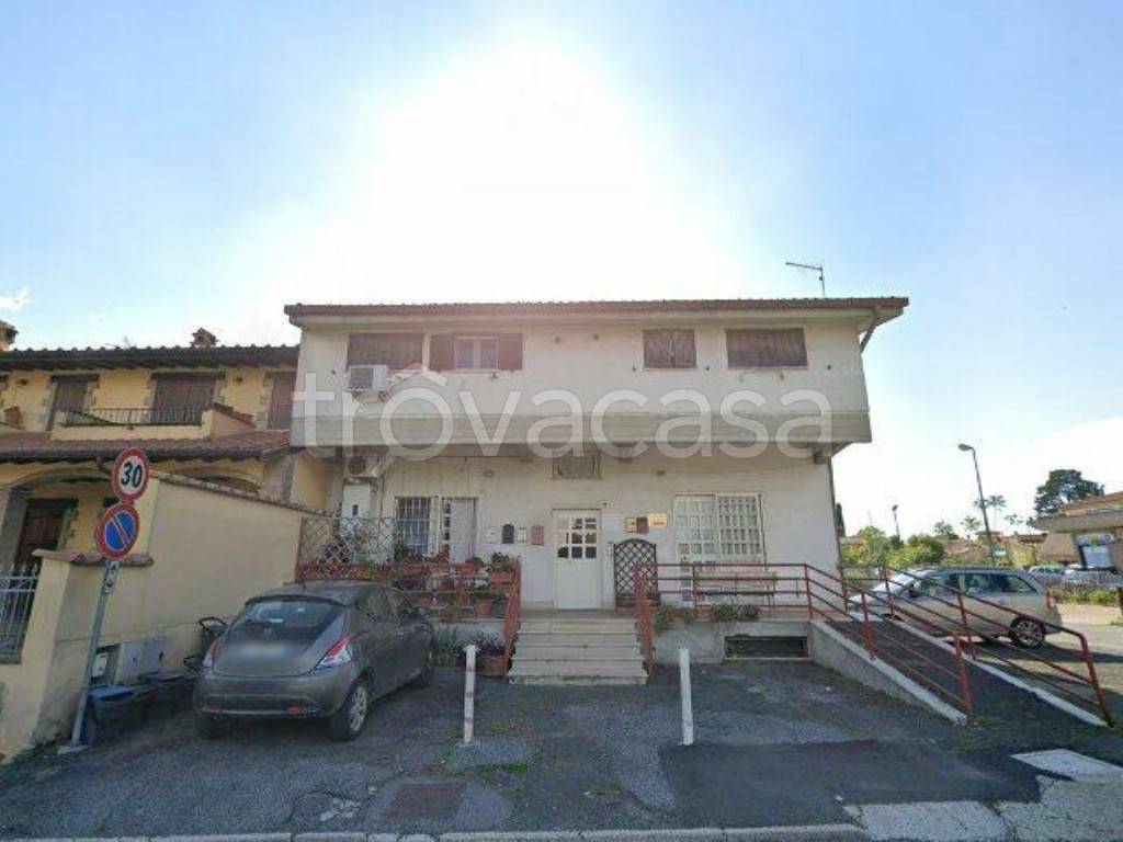 appartamento in vendita ad Anguillara Sabazia