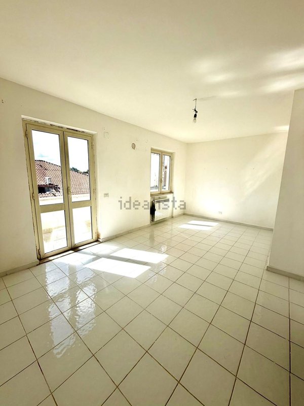 appartamento in vendita ad Anguillara Sabazia