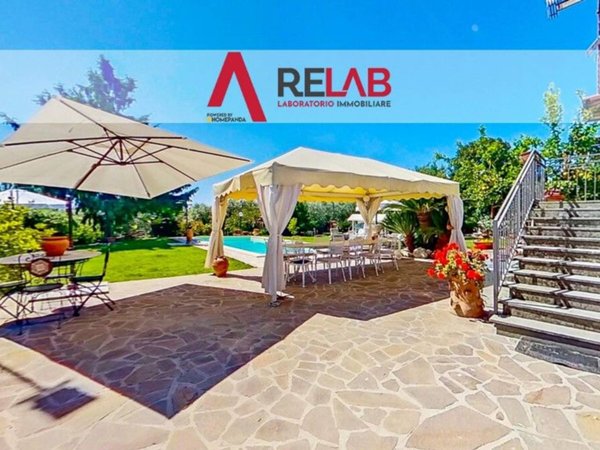 casa indipendente in vendita ad Anguillara Sabazia
