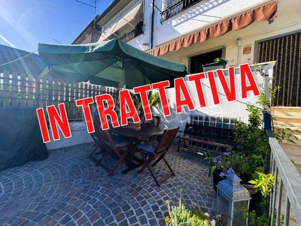 casa indipendente in vendita ad Anguillara Sabazia