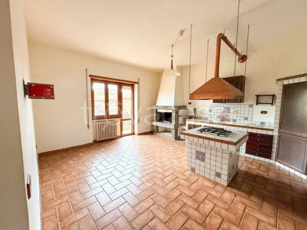 appartamento in vendita ad Anguillara Sabazia