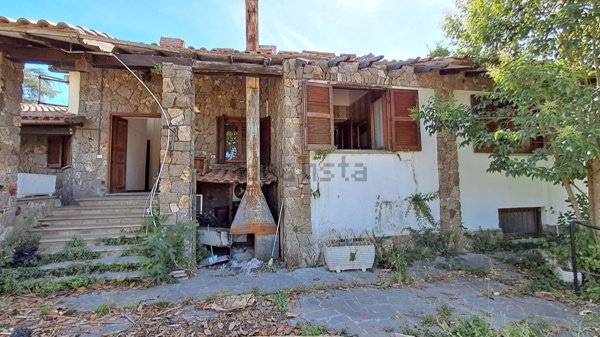 appartamento in vendita ad Anguillara Sabazia