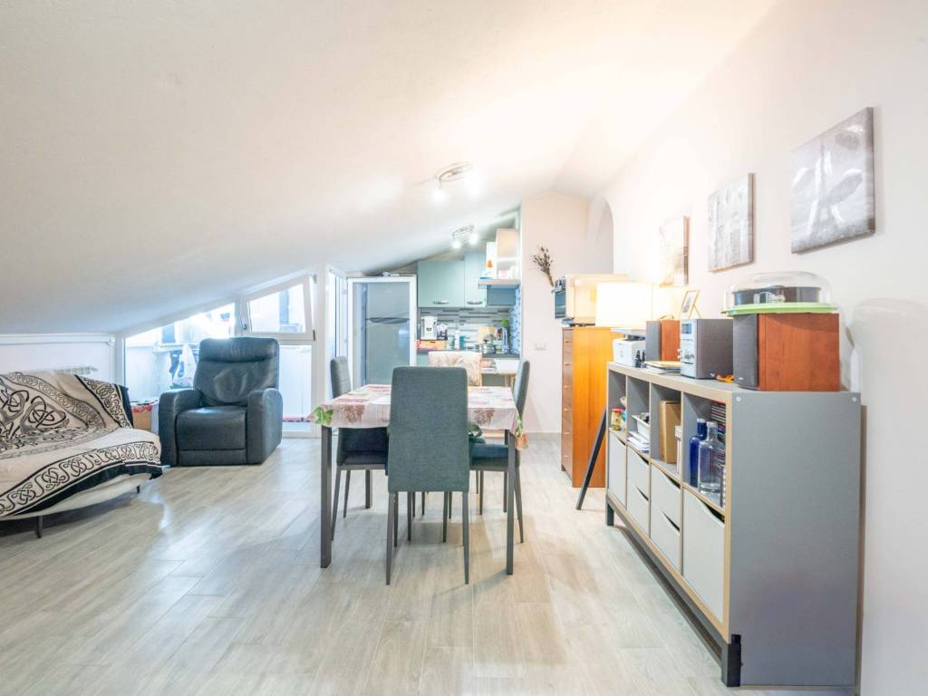 appartamento in vendita ad Anguillara Sabazia