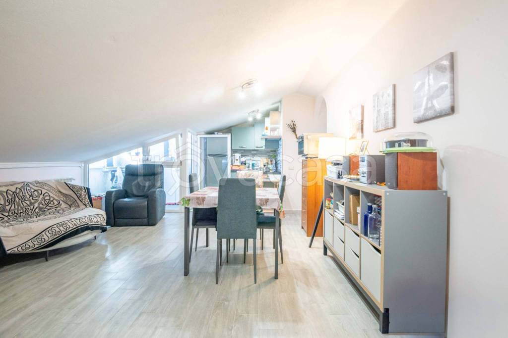 appartamento in vendita ad Anguillara Sabazia