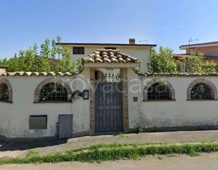 casa indipendente in vendita ad Anguillara Sabazia