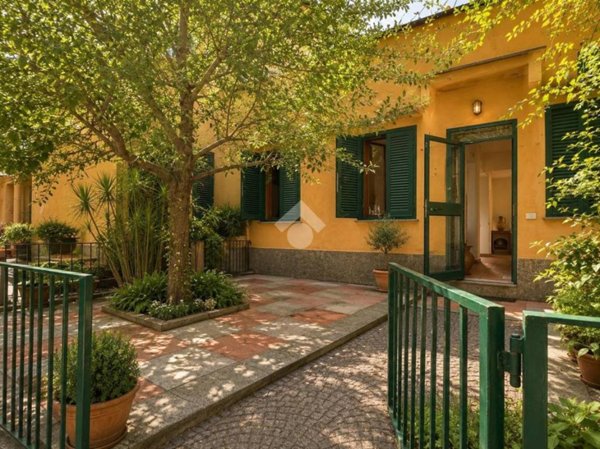 casa indipendente in vendita ad Anguillara Sabazia