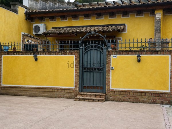 casa indipendente in vendita ad Anguillara Sabazia