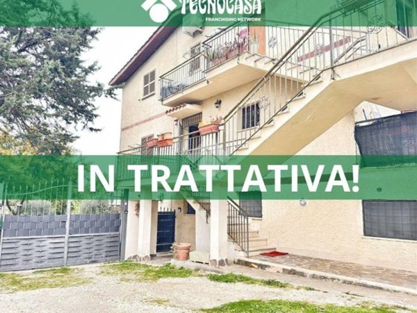 appartamento in vendita ad Anguillara Sabazia in zona Ponton dell'Elce