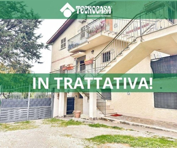 appartamento in vendita ad Anguillara Sabazia in zona Ponton dell'Elce
