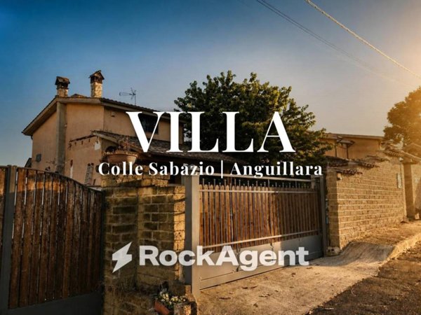 casa indipendente in vendita ad Anguillara Sabazia in zona Ponton dell'Elce