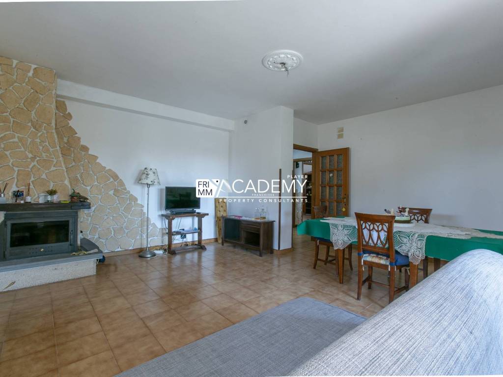 appartamento in vendita ad Anguillara Sabazia