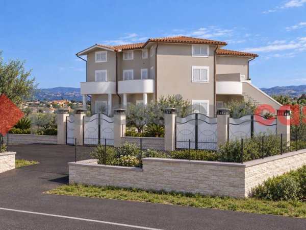 appartamento in vendita ad Anguillara Sabazia in zona Ponton dell'Elce