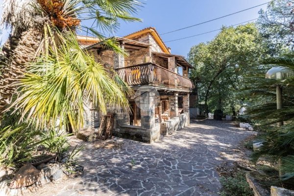 appartamento in vendita ad Anguillara Sabazia