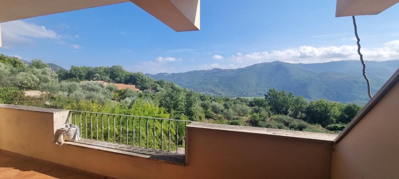 appartamento in vendita ad Anticoli Corrado