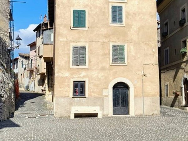 appartamento in vendita ad Anticoli Corrado
