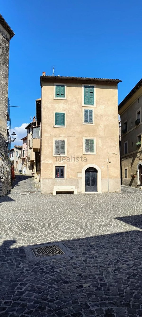 appartamento in vendita ad Anticoli Corrado