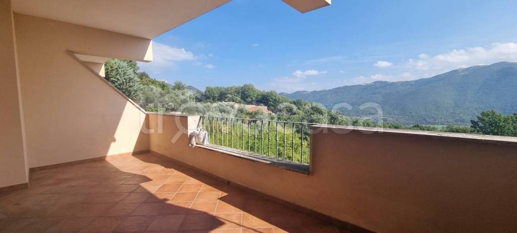 appartamento in vendita ad Anticoli Corrado