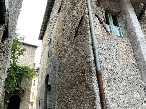 appartamento in vendita ad Anticoli Corrado