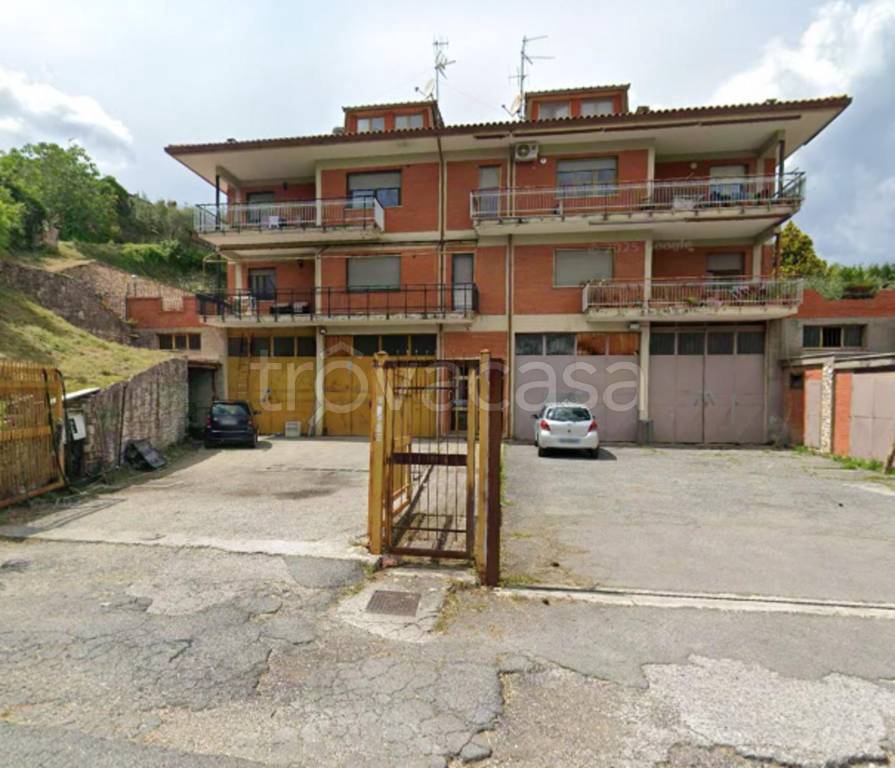 appartamento in vendita ad Anticoli Corrado