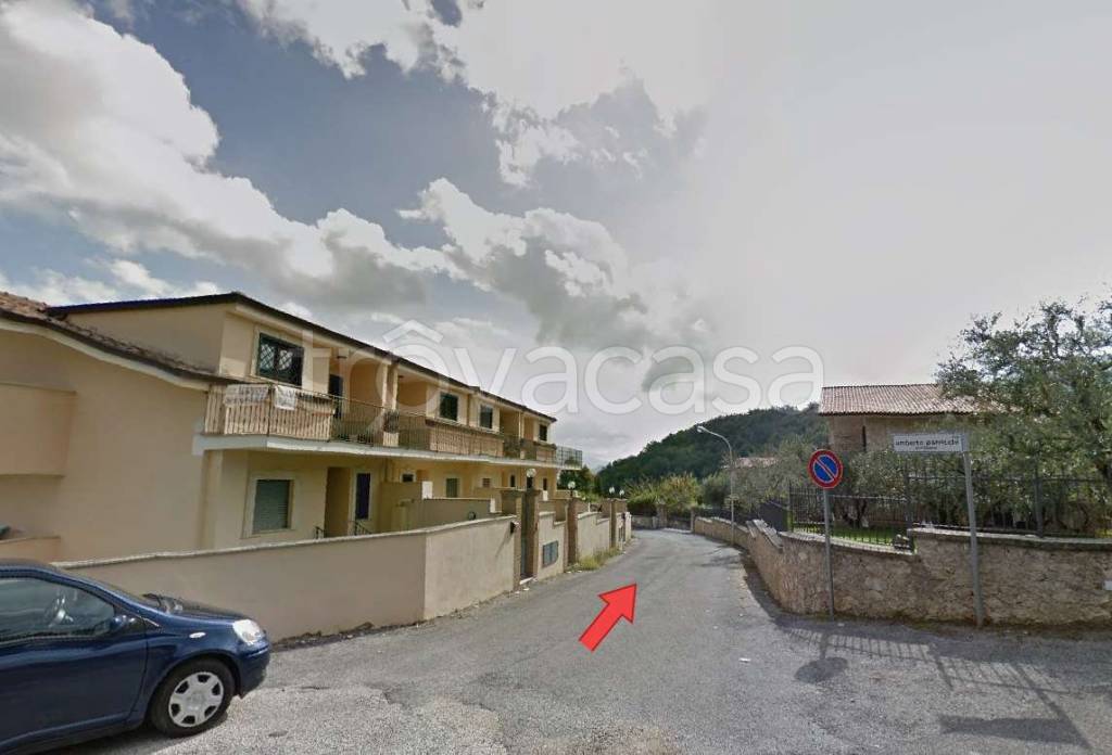 appartamento in vendita ad Anticoli Corrado