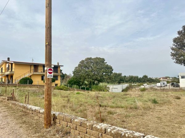 terreno edificabile in vendita ad Anzio in zona Mare