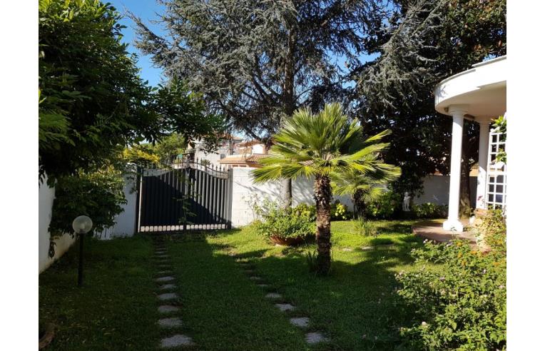 villa in vendita ad Anzio in zona Lido dei Pini