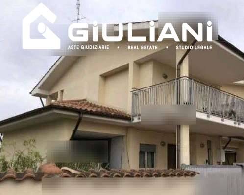 casa indipendente in vendita ad Anzio